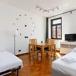 Aria Di Trieste, Lo Sguardo Di Montale Апартаменты *