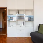 Aria Di Trieste, Lo Sguardo Di Montale