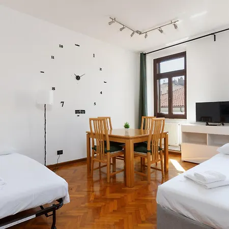 Aria Di Trieste, Lo Sguardo Di Montale Apartamento *
